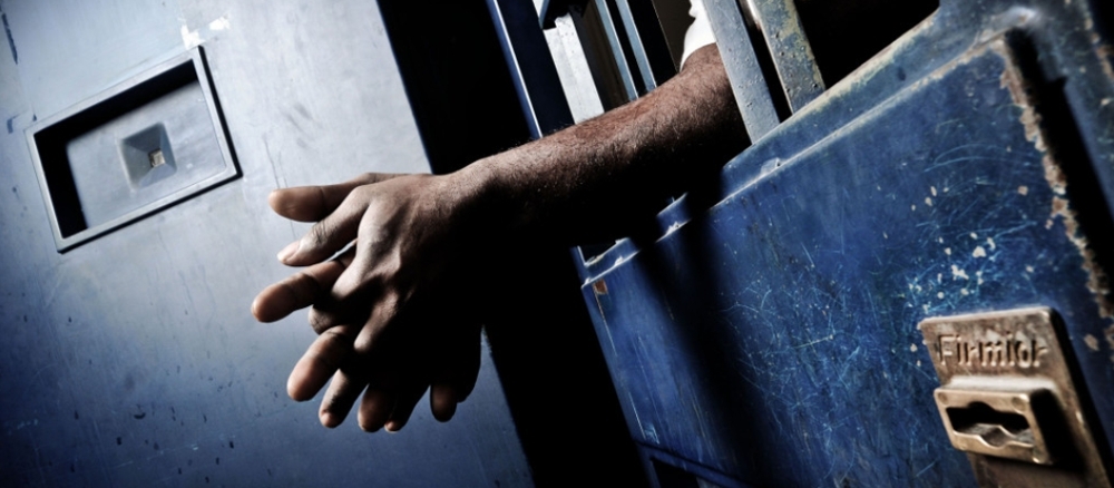 Niente iscrizione alla White list se sei parente a un camorrista